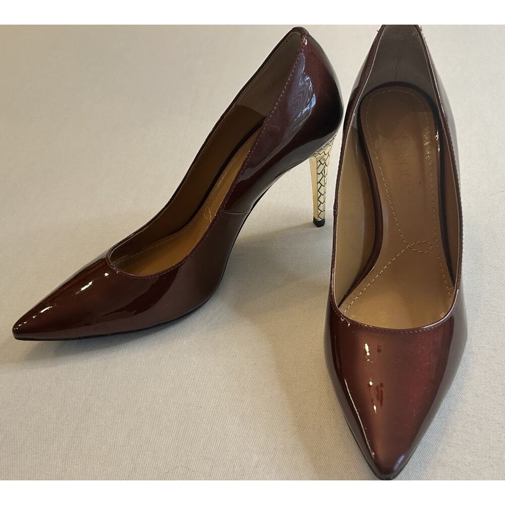 J Renee‎ Dark Red high heels With gold heel size 7.5M Women's Maressa